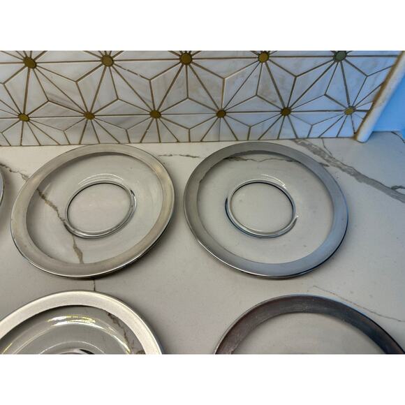 Dorothy Thorpe-style Saucer Plates | 6.5 in | Set of 8 - Picture 3 of 5